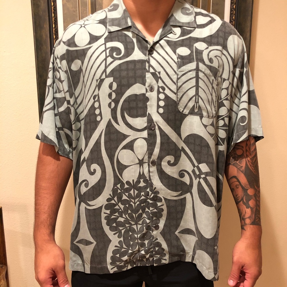 Tommy Bahama Aloha Shirt XL